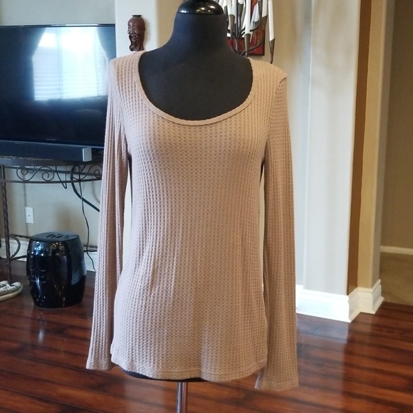 BKE Core Shirt - Picture 1 of 4